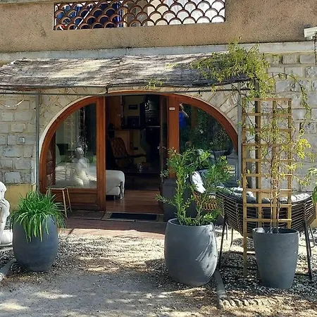 Apartment Loft Ravissant Avec Jacuzzi Et Parc *